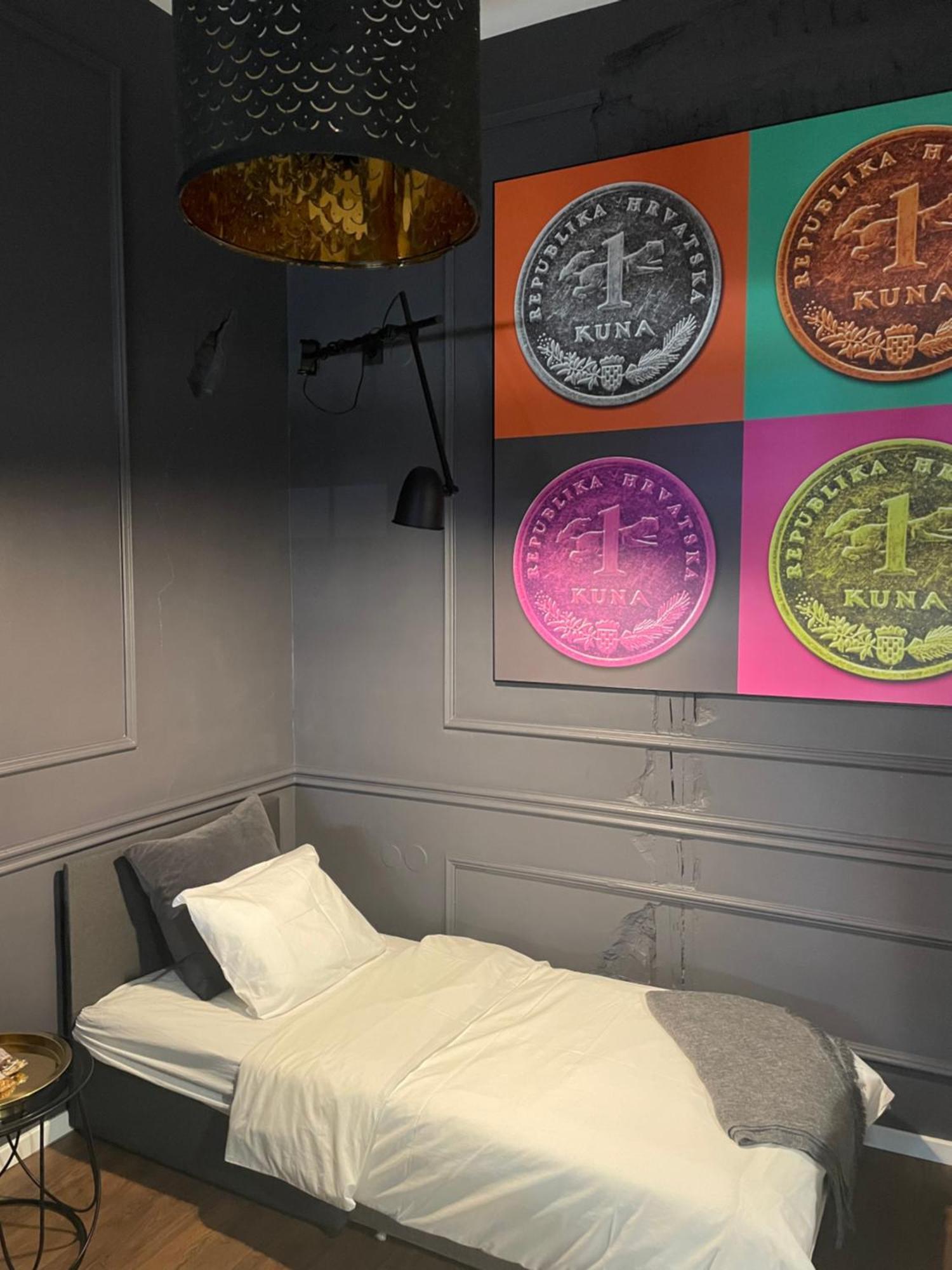 Studio Apartment Lubynski In Center Of ซาเกร็บ ภายนอก รูปภาพ